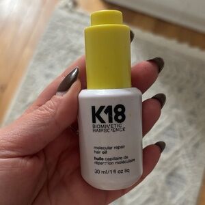 K18 Biomimetic Hairscience Molecular Repair Hair Oil - White and Yellow